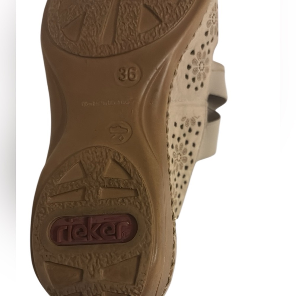 Rieker Daisy flats slip on style with elastic cross straps , size 36=5/5.5 - Picture 6 of 7